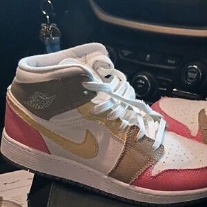 Jordan Air Mid SE Sneakers